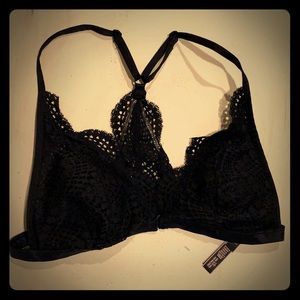 Victoria’s Secret black bralette